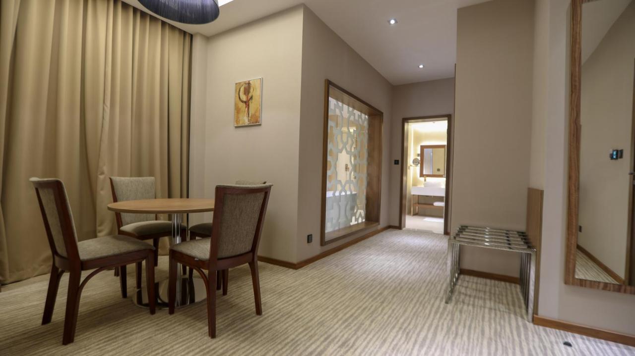 V Boutique Hotel ジェッダ エクステリア 写真